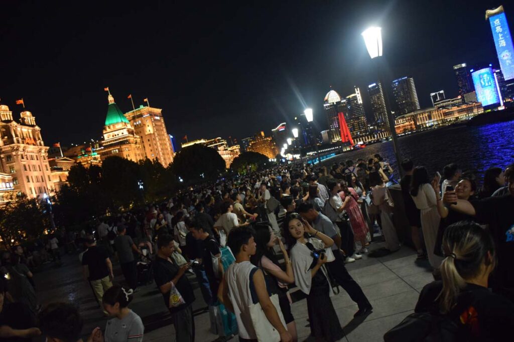many people at The Bund