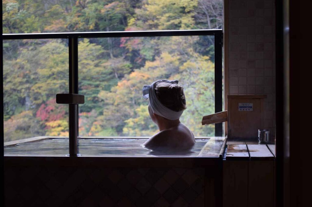 Sakunami Onsen in the fall